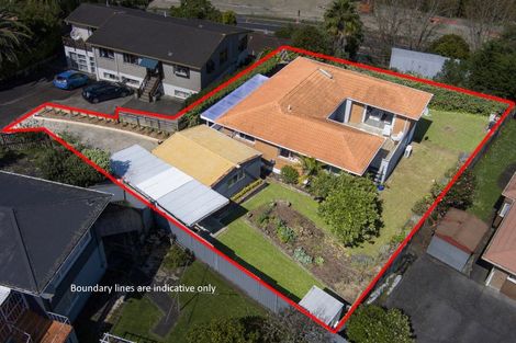 Photo of property in 19c Te Anau Place, Pakuranga Heights, Auckland, 2010