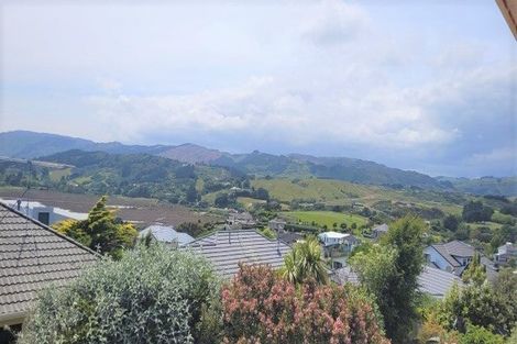Photo of property in 43 Joseph Banks Drive, Whitby, Porirua, 5024