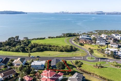 Photo of property in 49 Spinnaker Drive, Te Atatu Peninsula, Auckland, 0610