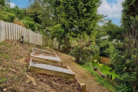 Photo of property in 72 Paremata Road, Paremata, Porirua, 5024