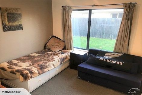 Photo of property in 34 Limes Avenue, Parklands, Christchurch, 8083