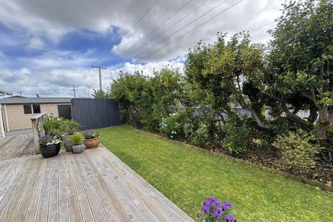 Photo of property in 70 Totara Street, Tawhero, Wanganui, 4501