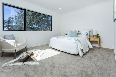 Photo of property in 24b Scarlock Avenue, Browns Bay, Auckland, 0630