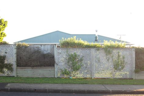 Photo of property in 17b Rothery Road, Hillpark, Auckland, 2102