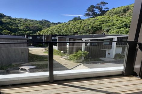 Photo of property in 17 Rua Kai Way, Brooklyn, Wellington, 6021