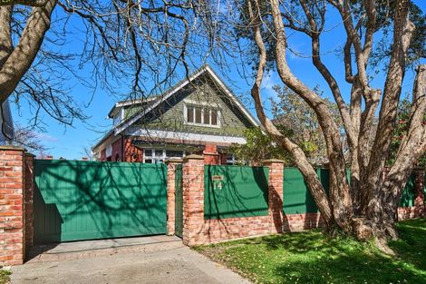 Photo of property in 14 Hinau Street, Woburn, Lower Hutt, 5010