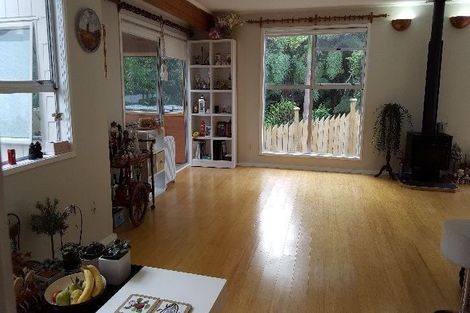 Photo of property in 6 Hobby Avenue, Birkdale, Auckland, 0626