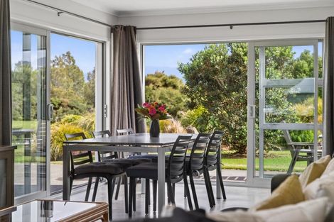 Photo of property in 2008d Cove Road, Mangawhai, 0573
