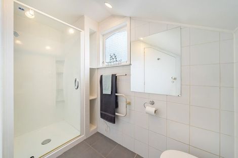 Photo of property in 15 Nile Street, Waterloo, Lower Hutt, 5011