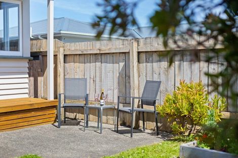 Photo of property in 19 Main Road, Titahi Bay, Porirua, 5022