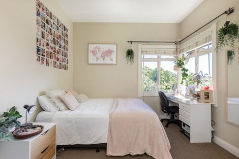 Photo of property in 5 Poaka Place, Taradale, Napier, 4112