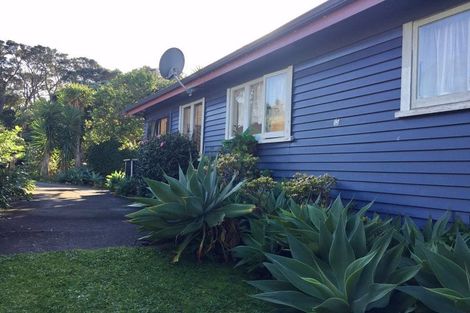 Photo of property in 21a Page Point, Mellons Bay, Auckland, 2014