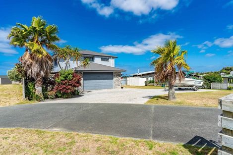 Photo of property in 5 Marram Place, Mangawhai Heads, Mangawhai, 0505