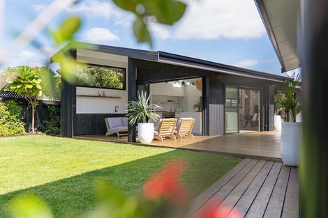 Photo of property in 53 Dickson Road, Papamoa Beach, Papamoa, 3118