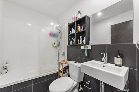 Photo of property in 5h/1 Hanson Street, Mount Cook, Wellington, 6021