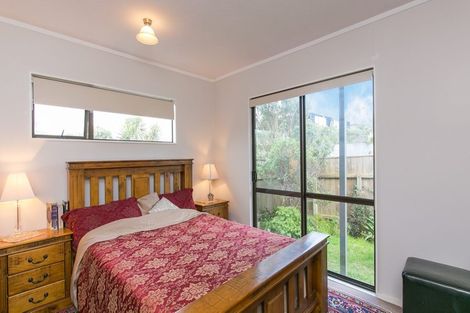 Photo of property in 8a Shastri Terrace, Khandallah, Wellington, 6035