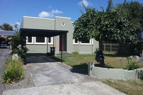 Photo of property in 38 Puriri Terrace, Roslyn, Palmerston North, 4414