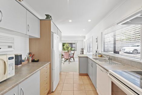 Photo of property in 94a /2 Coronation Road, Hillcrest, Auckland, 0627