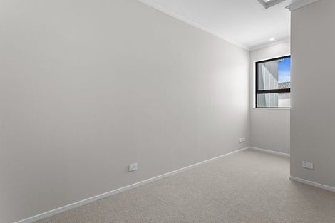 Photo of property in 5 Te Rito Road, Hobsonville, Auckland, 0616