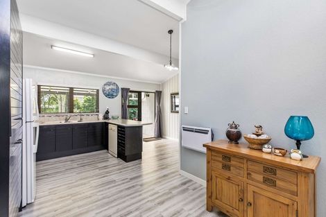 Photo of property in 120 Racecourse Road, Waiuku, 2123