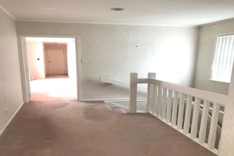 Photo of property in 4 Meadowvale Avenue, Forrest Hill, Auckland, 0620