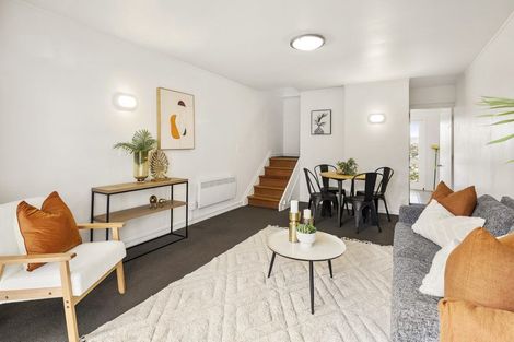 Photo of property in 6u8 Kaikoura Street, Maupuia, Wellington, 6022