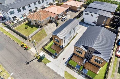 Photo of property in 2/18 Alexander Avenue, Papatoetoe, Auckland, 2025
