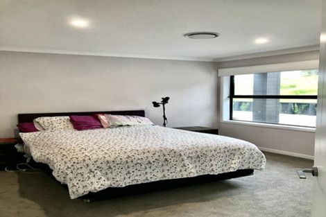 Photo of property in 90 Stoneridge Terrace, Whitford, Manurewa, 2576