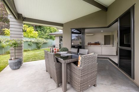 Photo of property in 323 Southland Place, Raureka, Hastings, 4120
