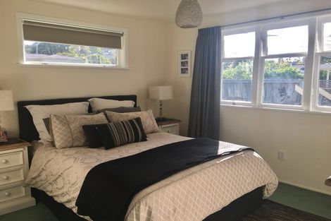 Photo of property in 1/156 Nile Road, Milford, Auckland, 0620