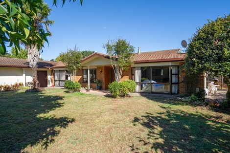 Photo of property in 251 Shakespeare Street, Leamington, Cambridge, 3432