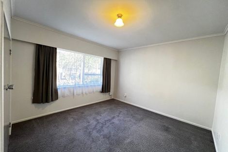 Photo of property in 2/3 Sovereign Place, Glenfield, Auckland, 0629