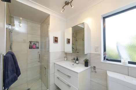 Photo of property in 40a Kingswood Street, Takaro, Palmerston North, 4412