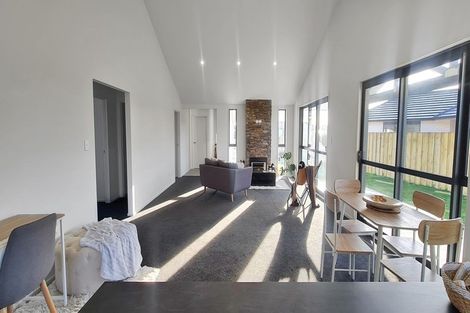 Photo of property in 30 Oldfield Lane, Marton, 4710