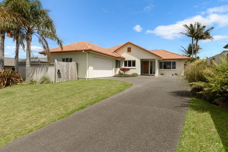 Photo of property in 4 Kestrel Avenue, Welcome Bay, Tauranga, 3112
