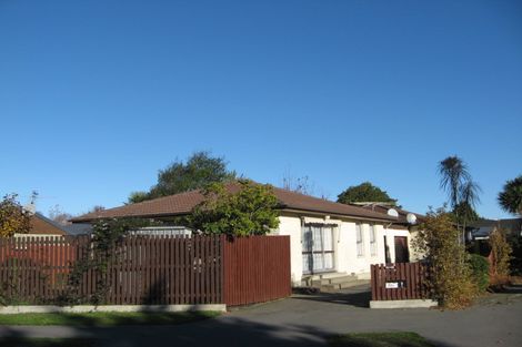Photo of property in 72 Winters Road, Redwood, Christchurch, 8051