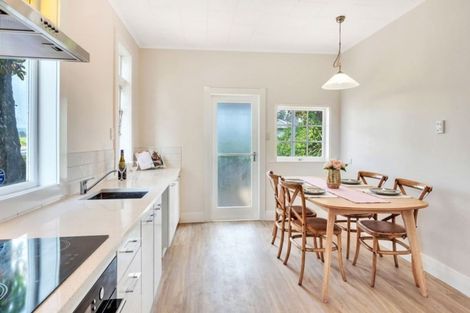 Photo of property in 21 Glendale Road, Glen Eden, Auckland, 0602