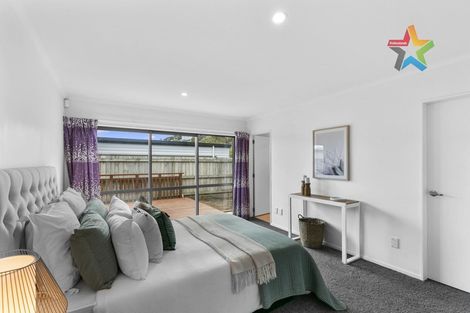 Photo of property in 17 Cresswell Place, Johnsonville, Wellington, 6037