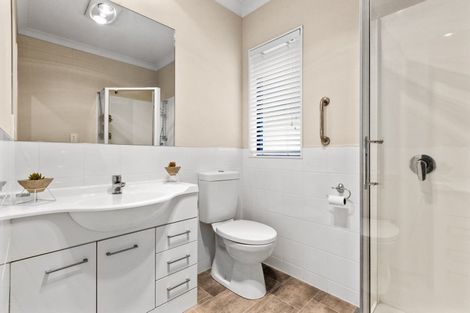 Photo of property in 15a Moeller Street, Taradale, Napier, 4112