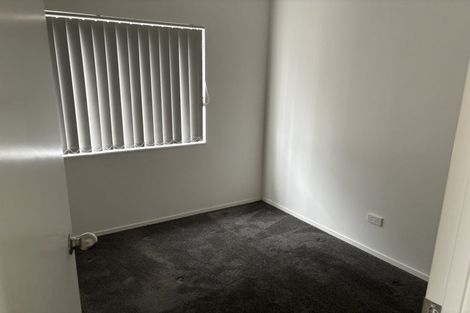 Photo of property in 78b Lincoln Park Avenue, Massey, Auckland, 0614