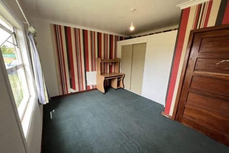 Photo of property in 16 Larsen Court, Roslyn, Palmerston North, 4414