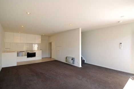 Photo of property in 10 North Avon Road, Richmond, Christchurch, 8013