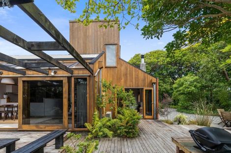 Photo of property in 7 Hurunui Street, Waikanae, 5036