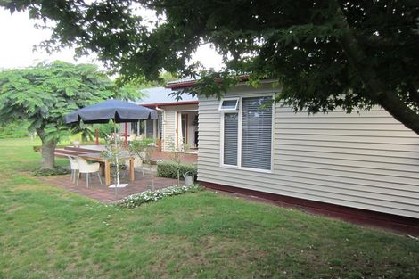 Photo of property in 43 Lewis Road, Karaka, Papakura, 2580