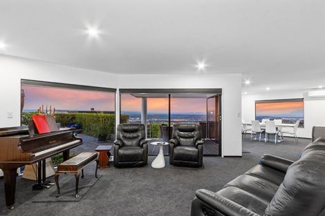 Photo of property in 31 Harry Ell Drive, Cashmere, Christchurch, 8022