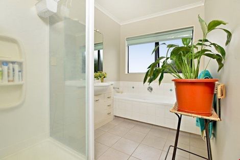 Photo of property in 26 Jury Place, Favona, Auckland, 2024