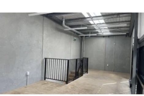 Photo of property in 24 Port Way, Rosehill, 2113