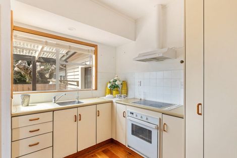 Photo of property in 407 Carrington Street, Upper Vogeltown, New Plymouth, 4310