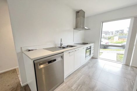 Photo of property in 20/10 Silver Moon Road, Albany Heights, Auckland, 0632