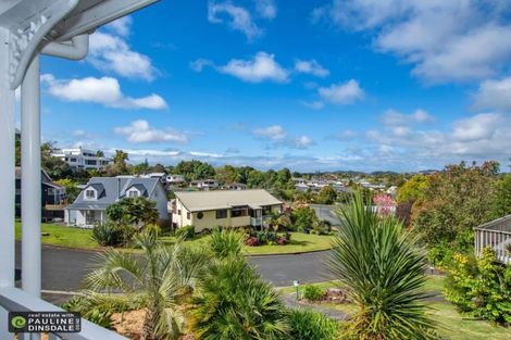 Photo of property in 17 Granfield Place, Te Kamo, Whangarei, 0112